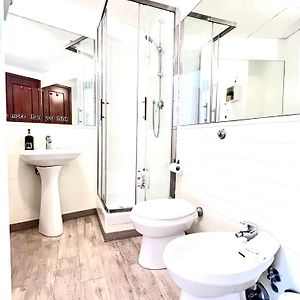 Uitgebreide Kamer met een King Size Bed